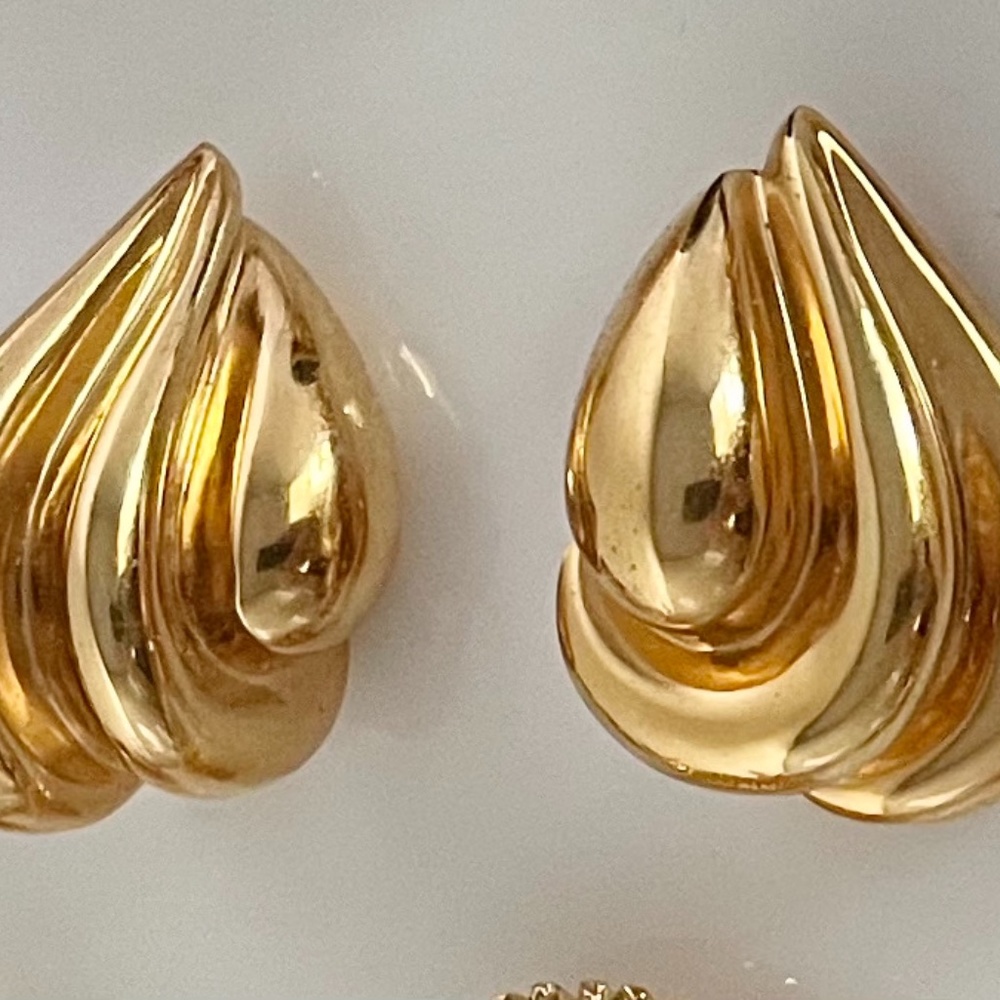St John Clip gold plated earrings